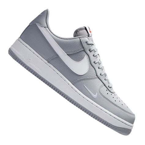 nike schuhe mit weißer breiter sohle grau|nike de schuhe weiß.